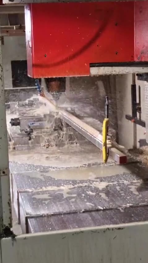 Fábrica EUROLATON en Caldas de Reyes, España — producción de herrajes de latón macizo